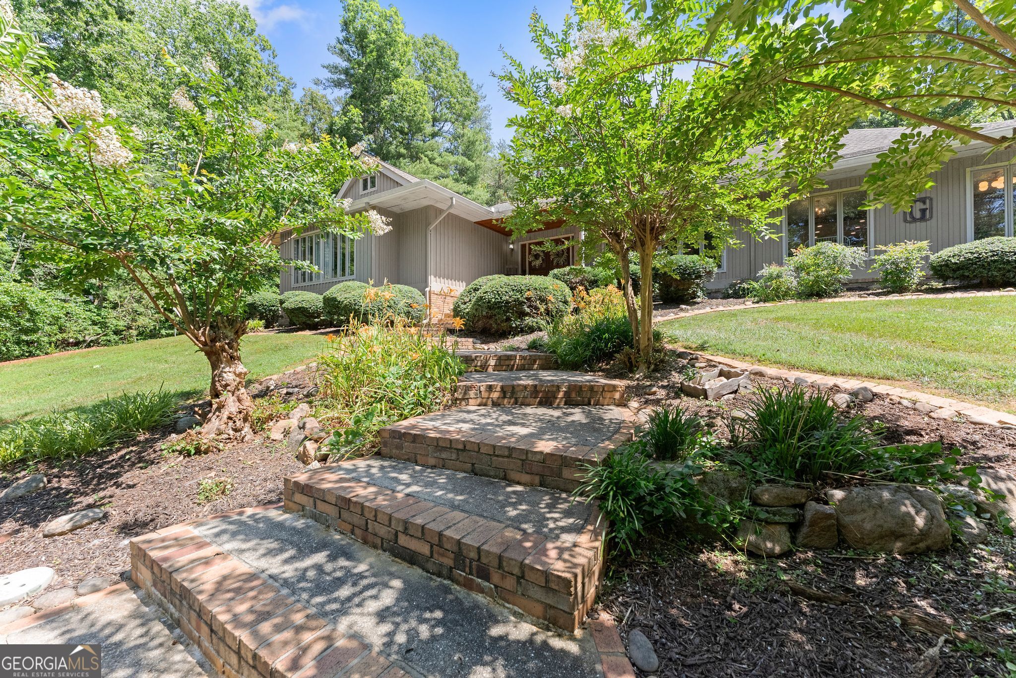 386 Stewart Lane