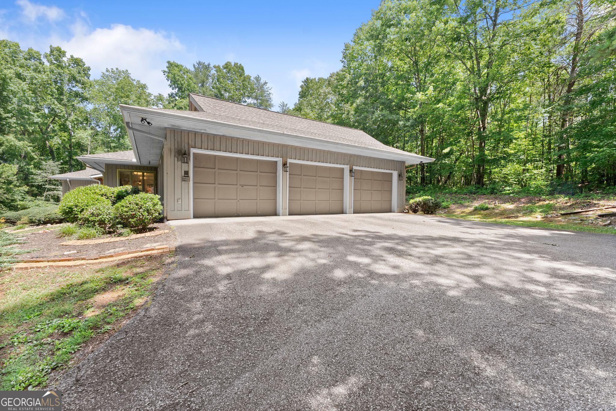 386 Stewart Lane