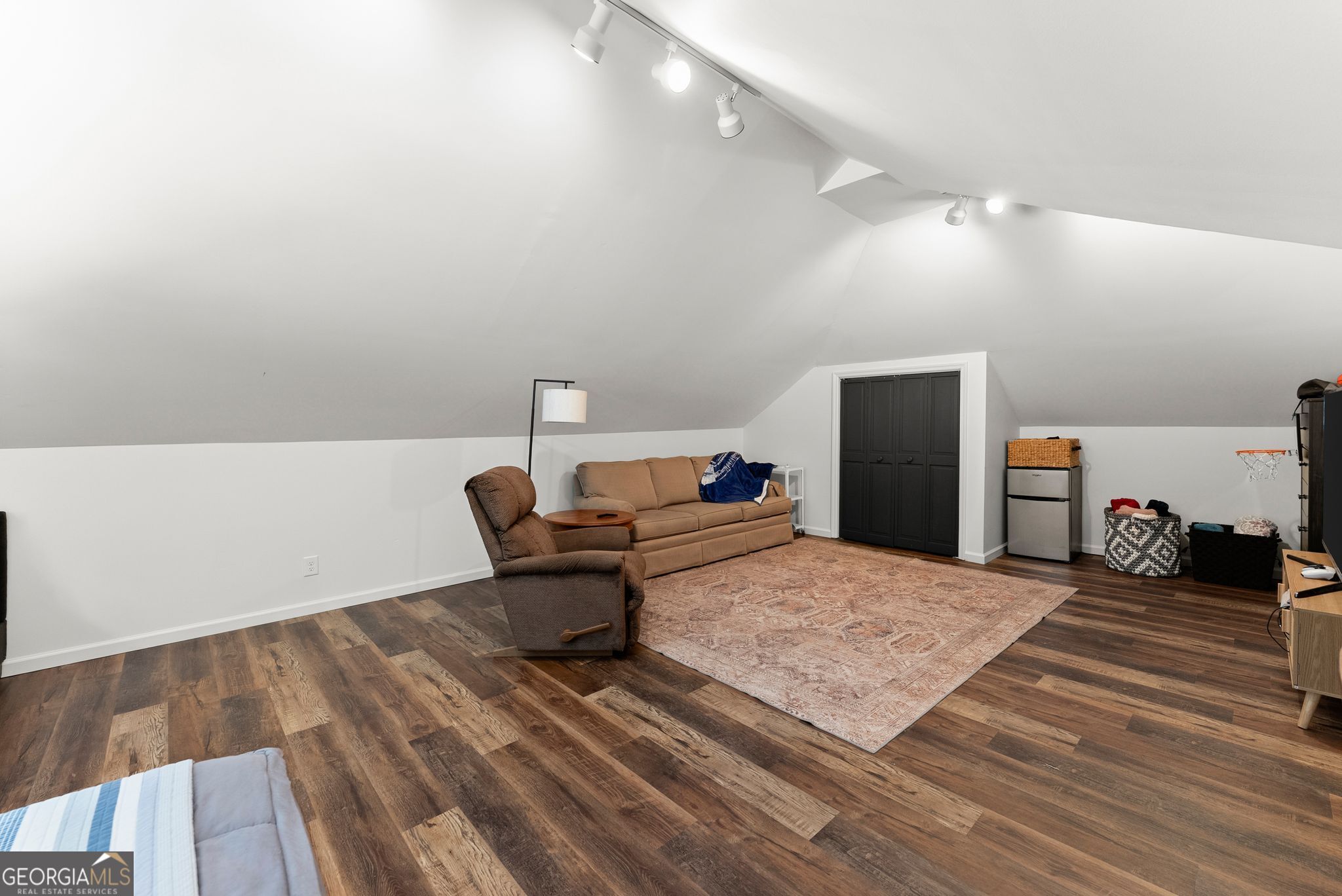 386 Stewart Lane