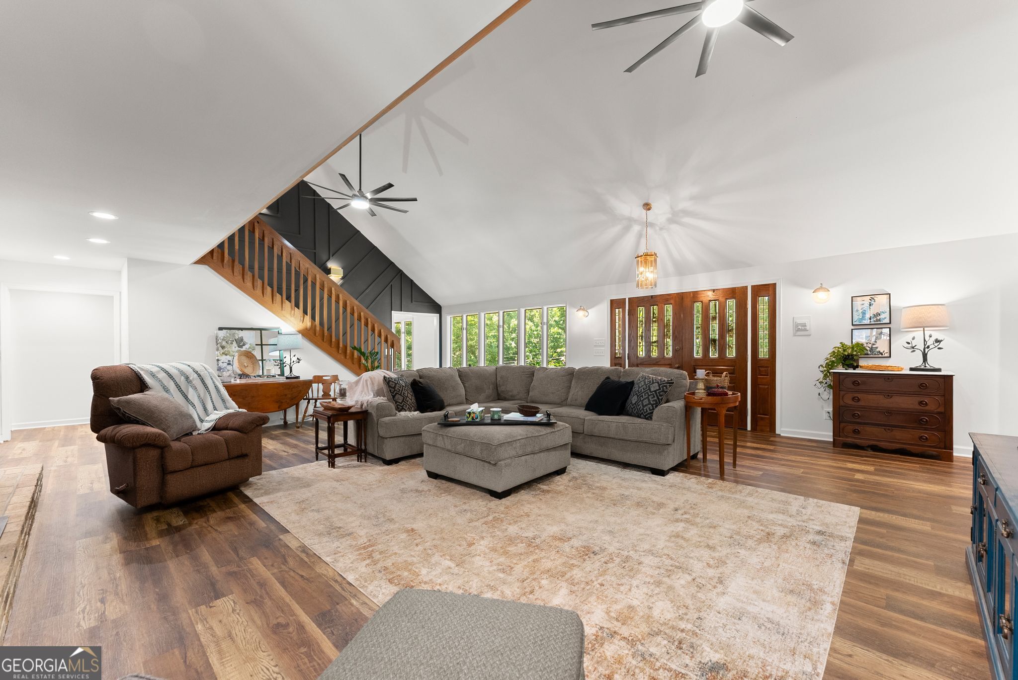 386 Stewart Lane