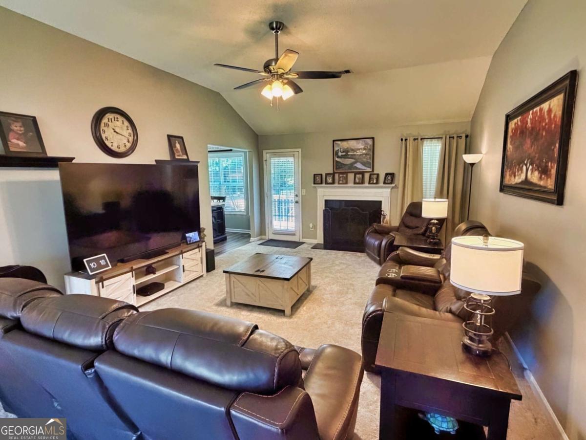 713 Moonlite Trace