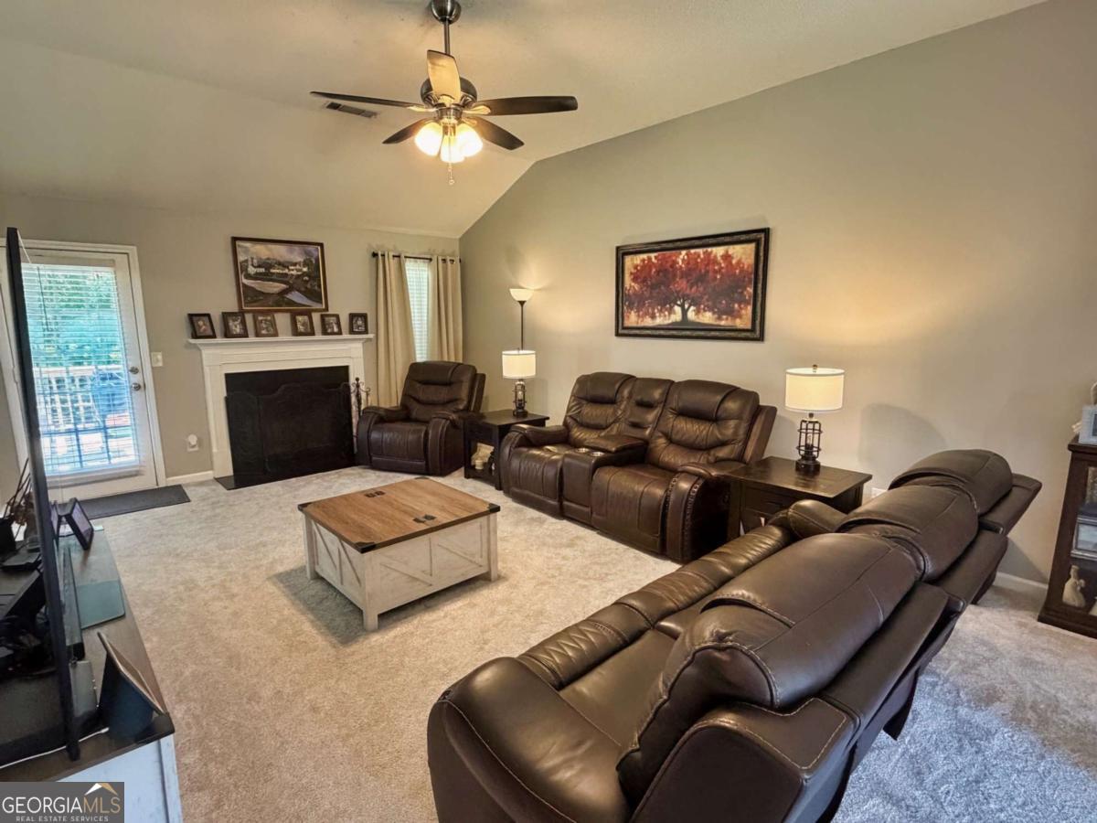 713 Moonlite Trace