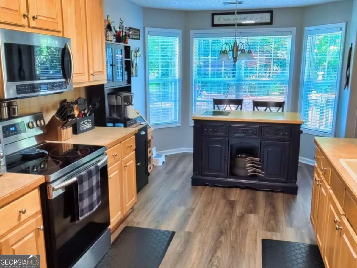 713 Moonlite Trace