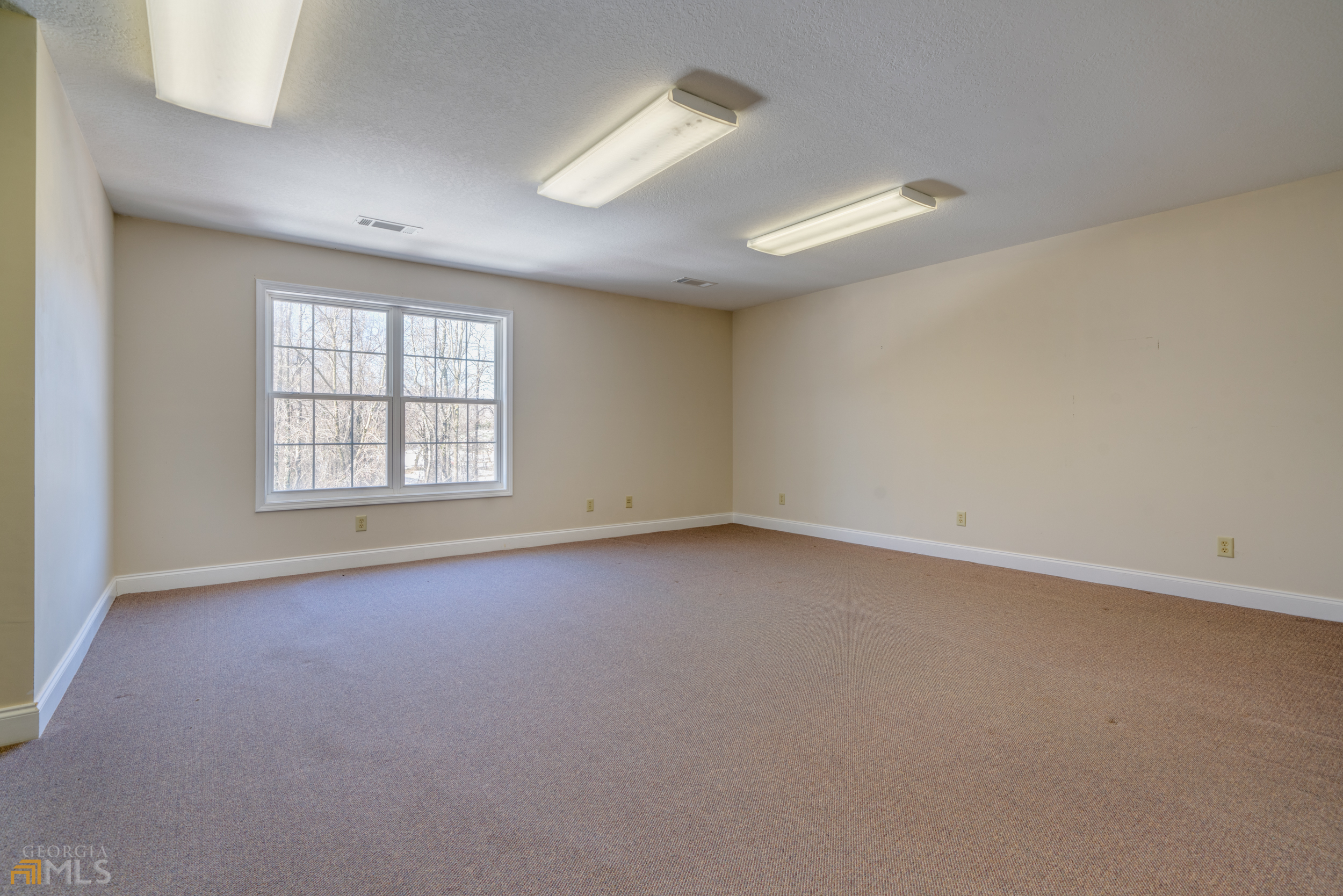 6911 Cleveland Highway # 201F