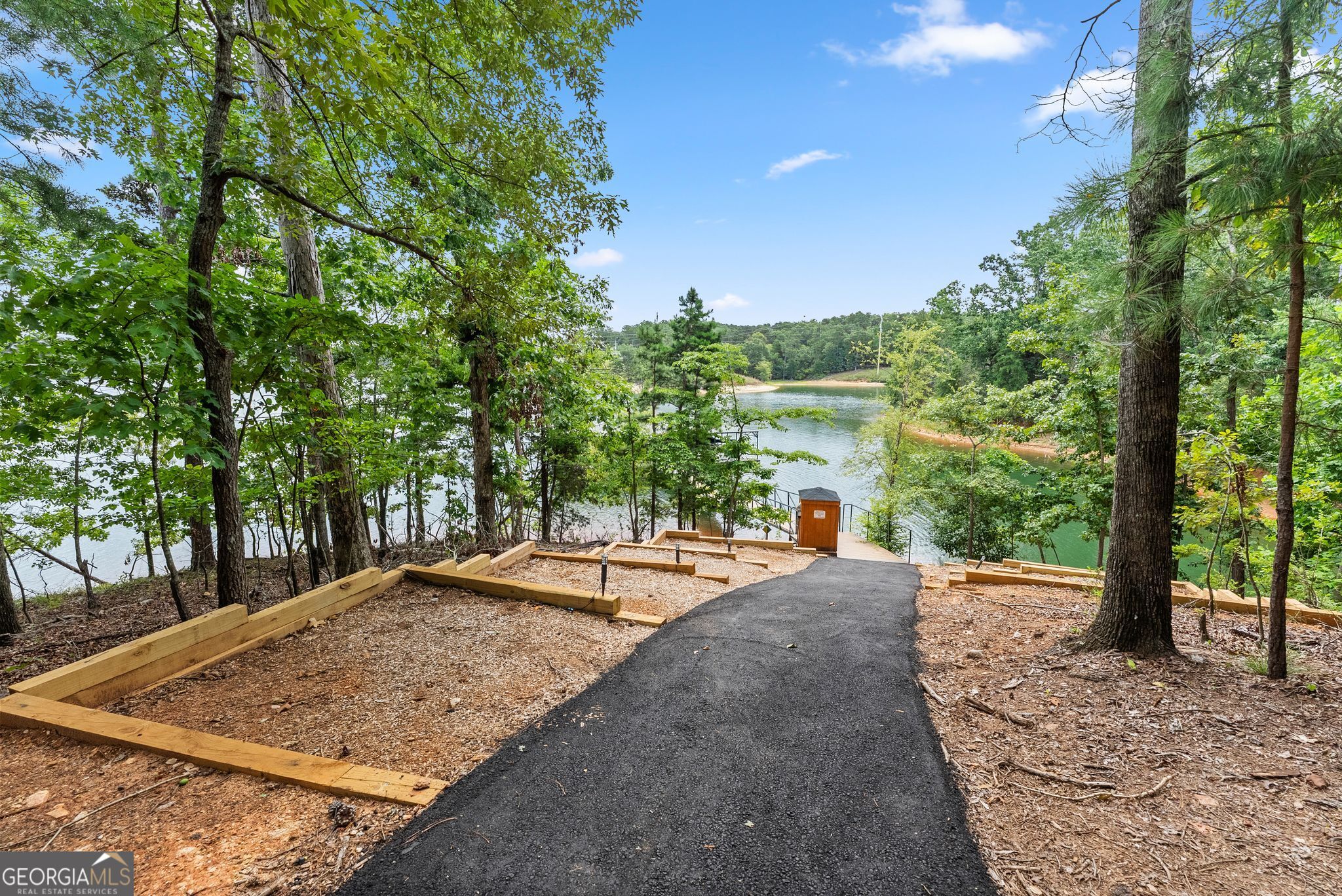 2819 Point Overlook