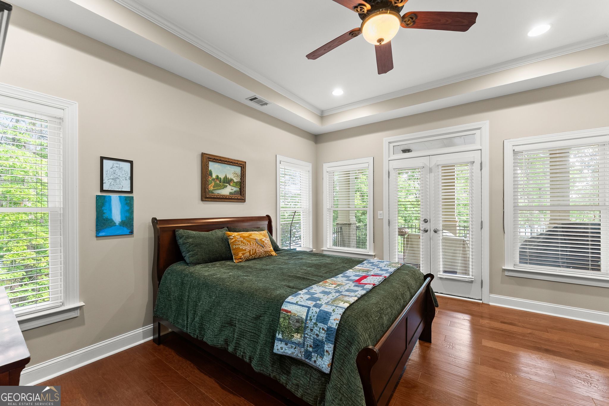 2819 Point Overlook
