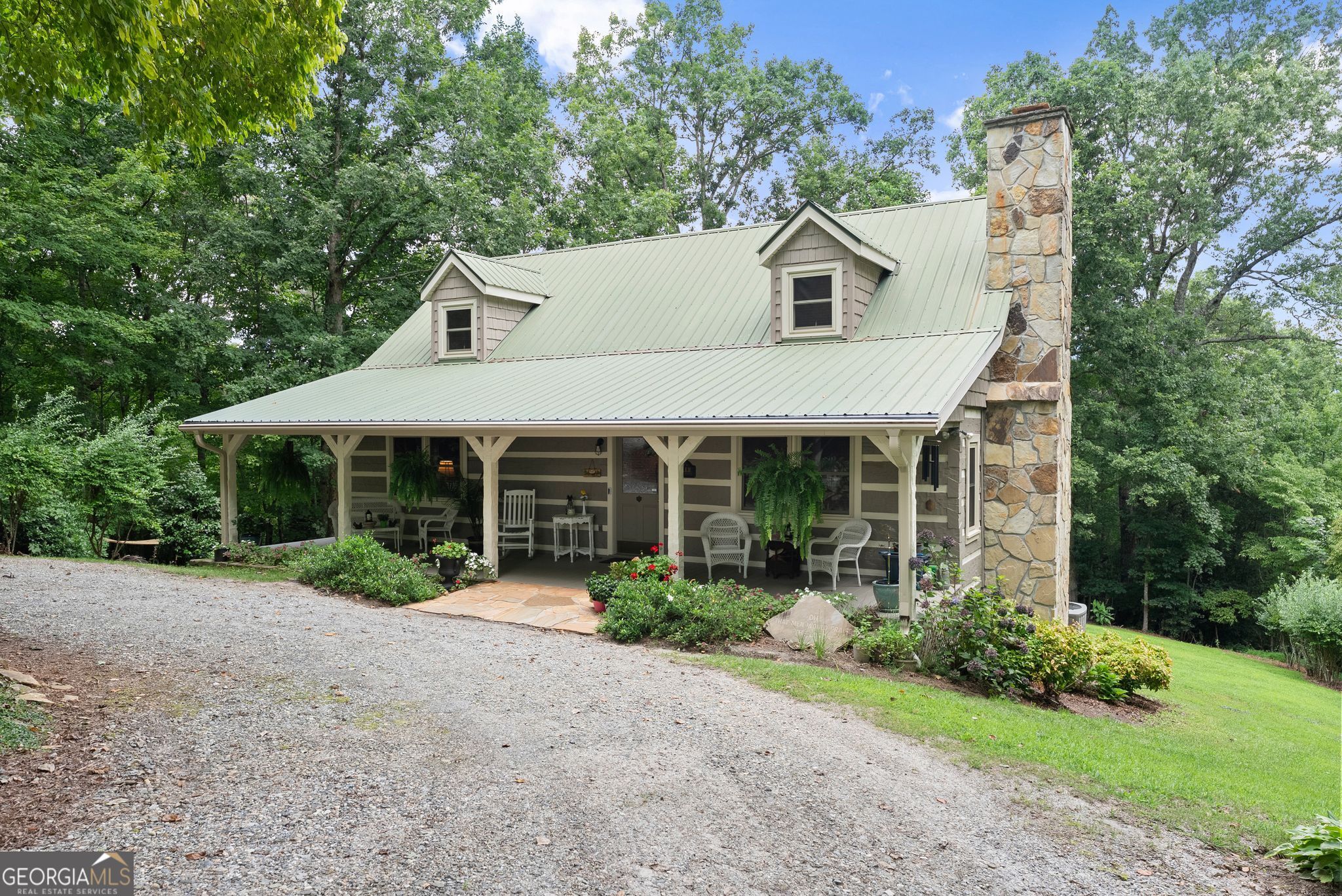 481 Leona Lane
