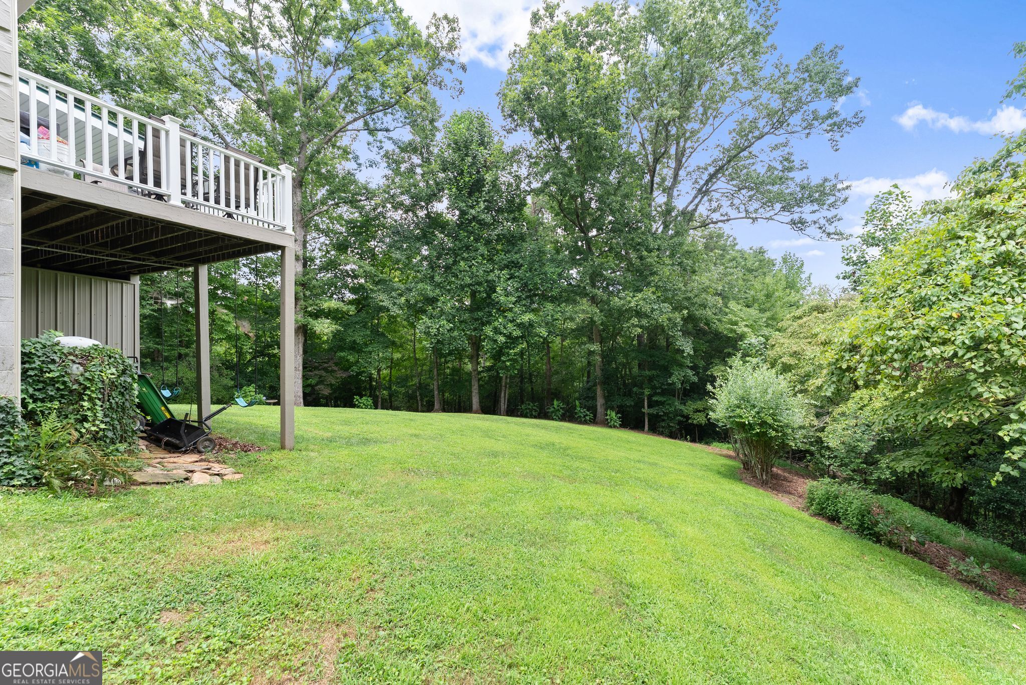 481 Leona Lane