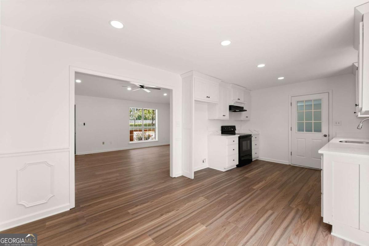 5820 Steve Black Road