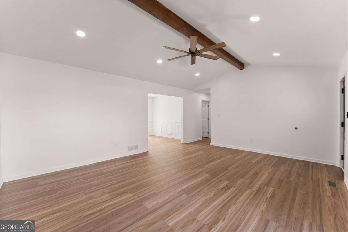 5820 Steve Black Road