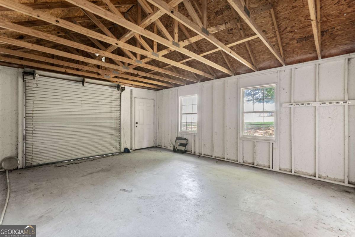5820 Steve Black Road