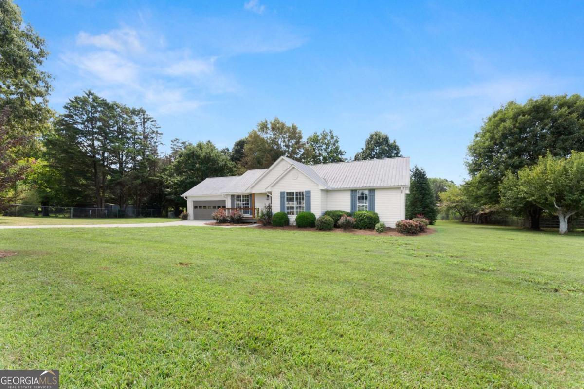 5820 Steve Black Road