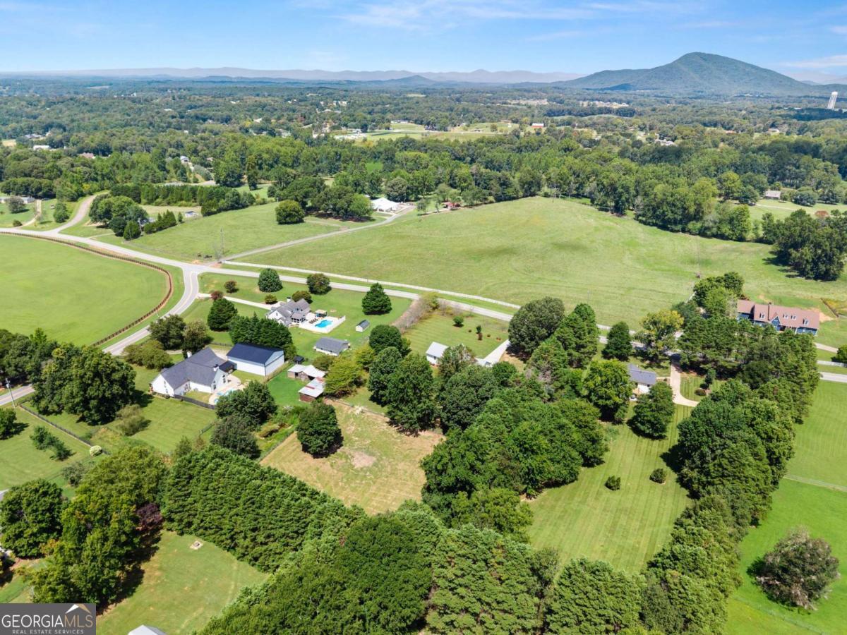 5820 Steve Black Road
