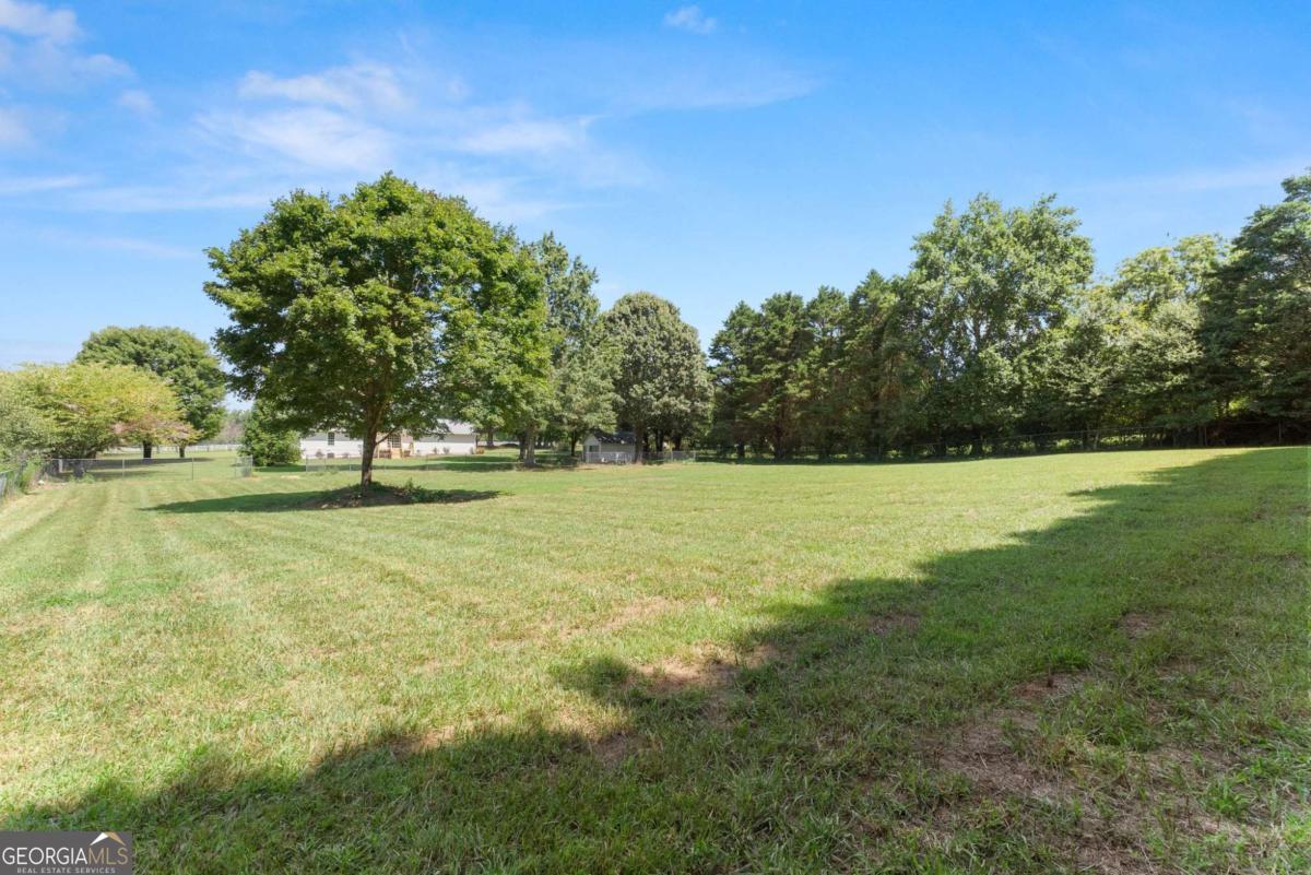5820 Steve Black Road