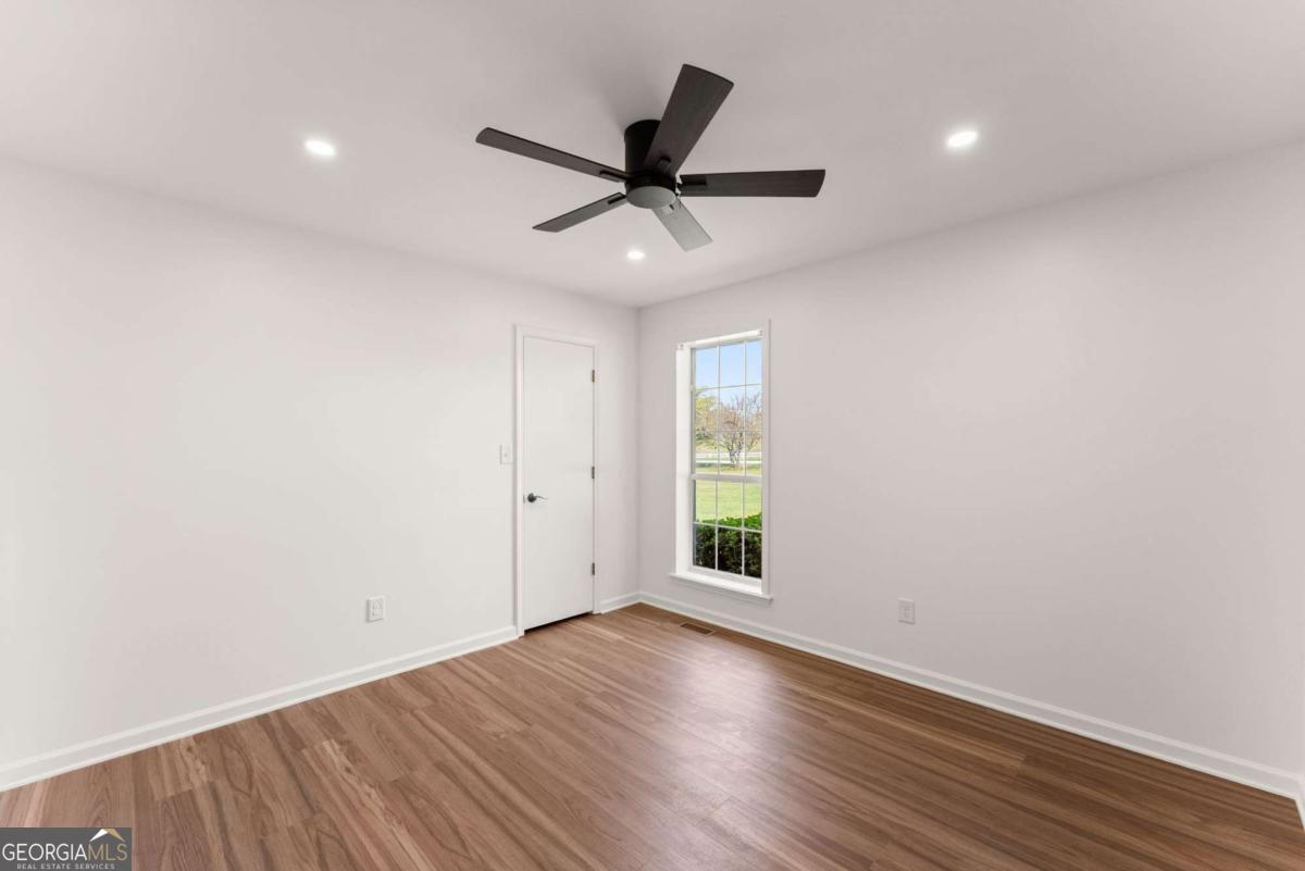 5820 Steve Black Road