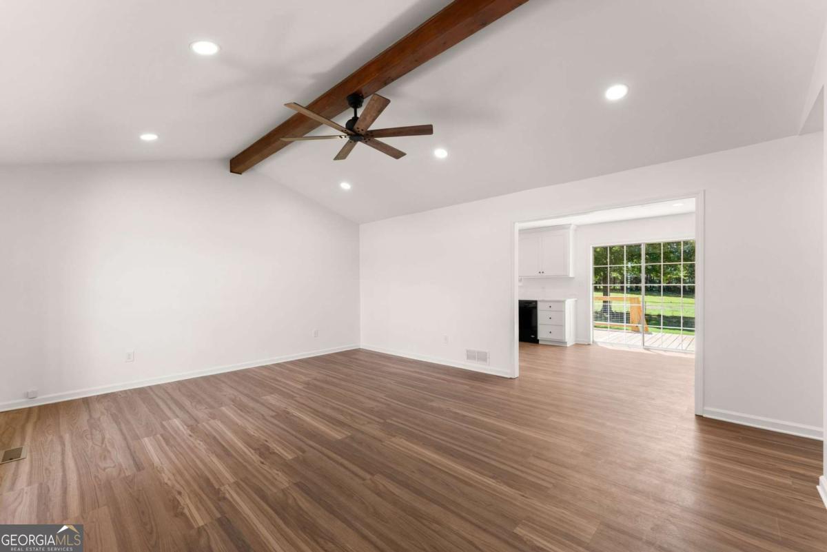5820 Steve Black Road
