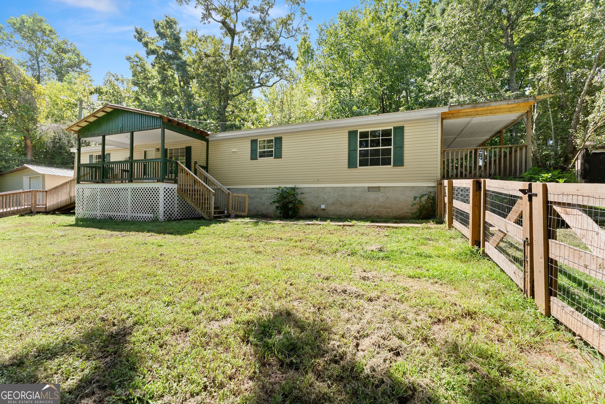 6220 Lee Lane