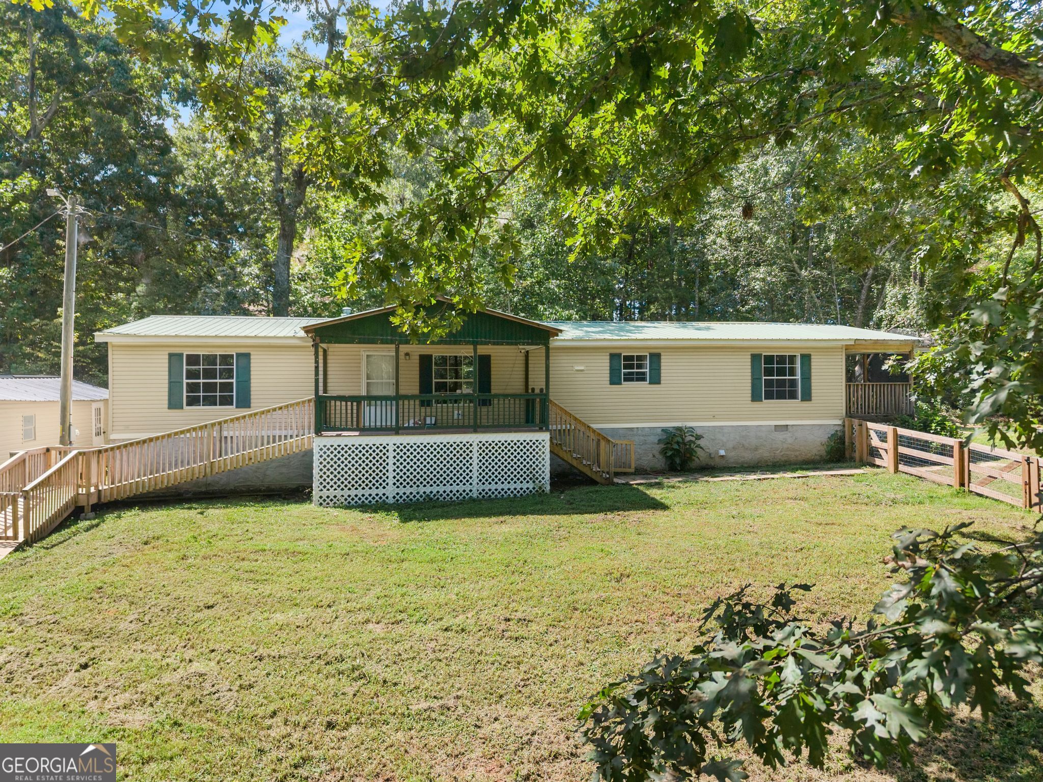 6220 Lee Lane