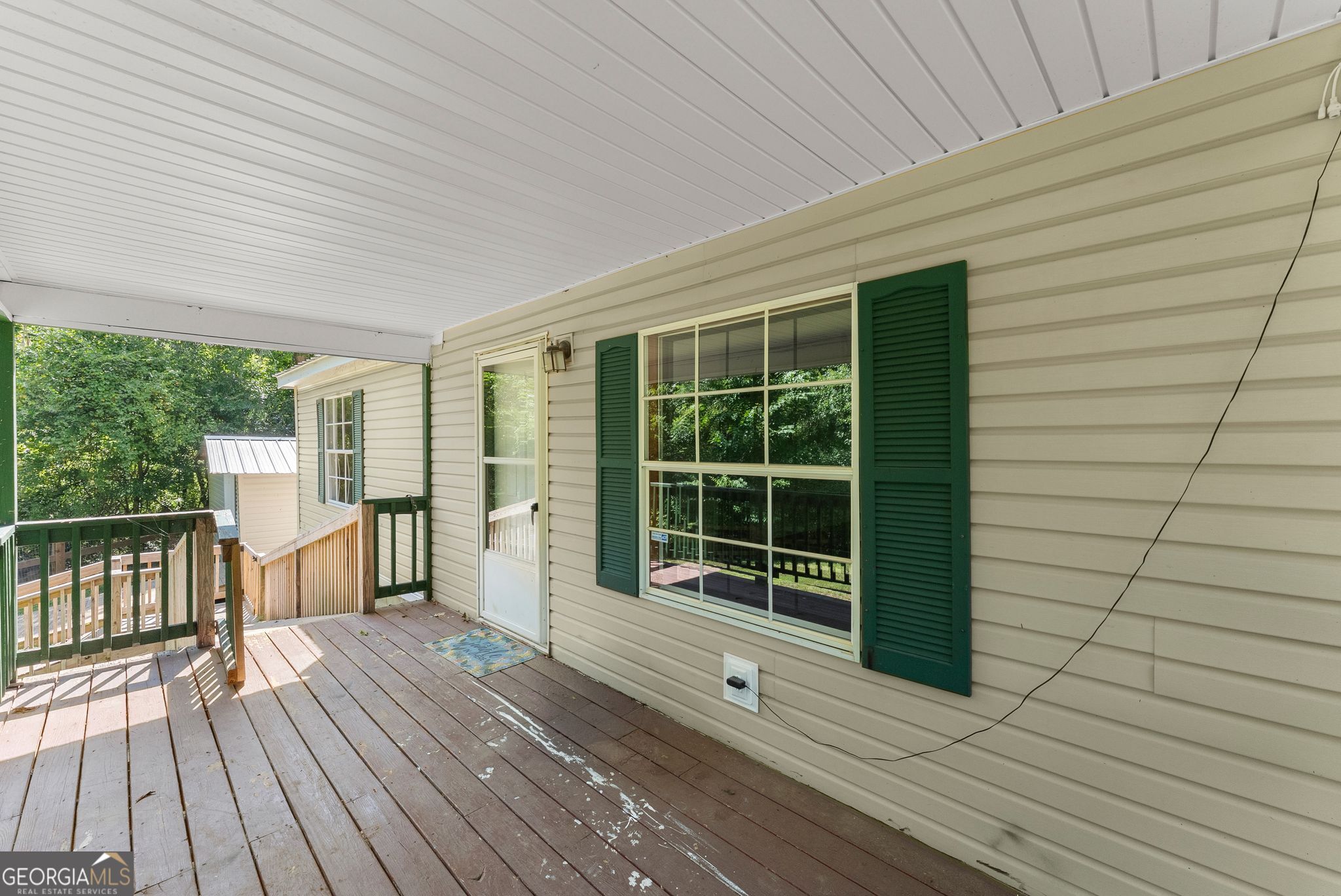 6220 Lee Lane