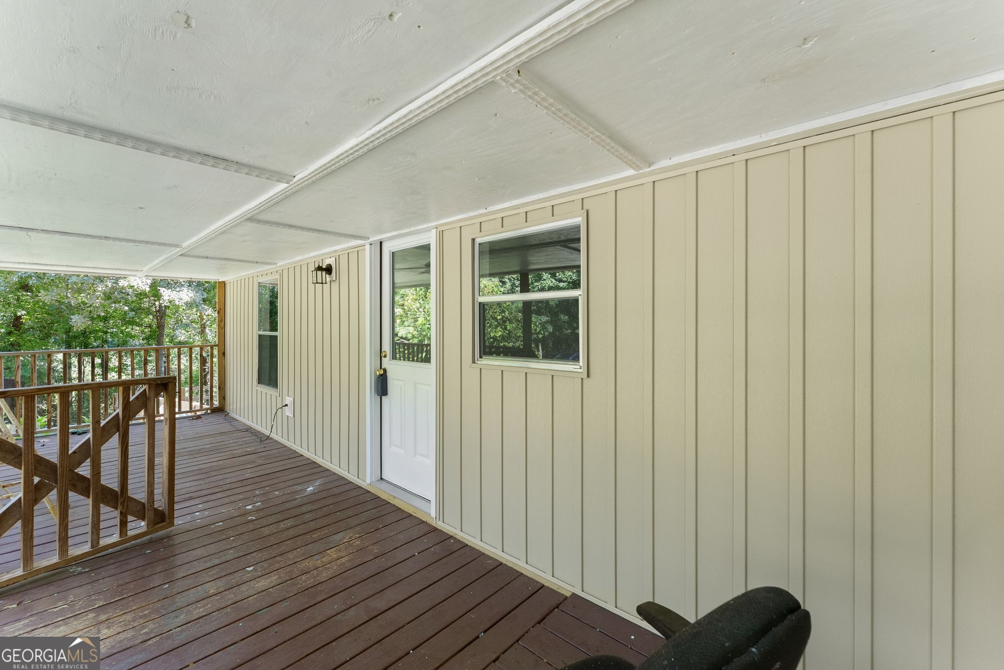 6220 Lee Lane