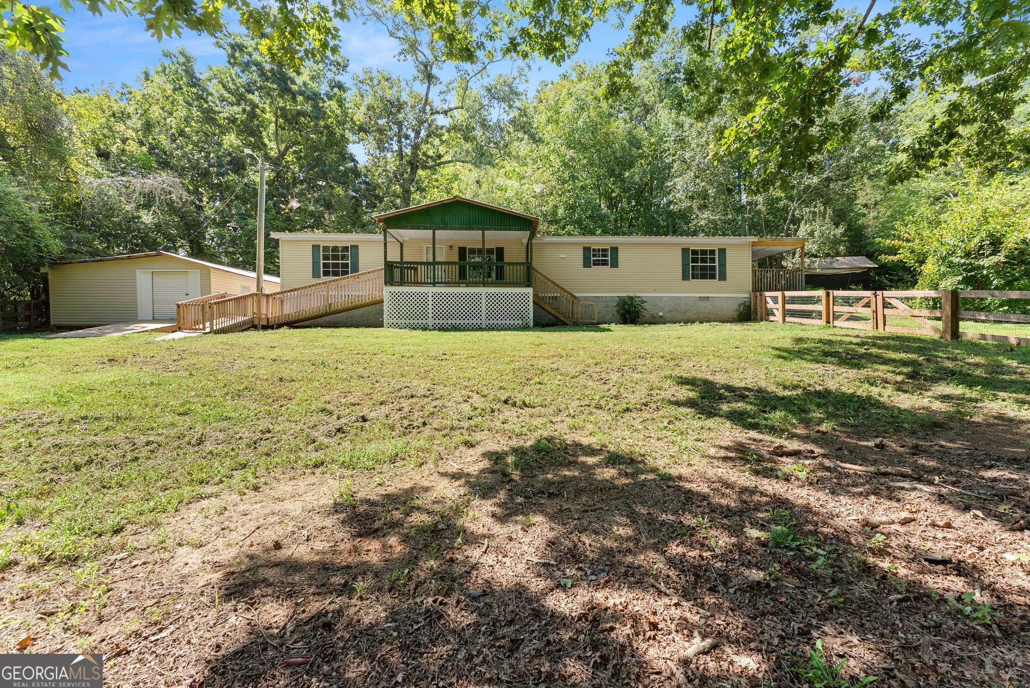 6220 Lee Lane