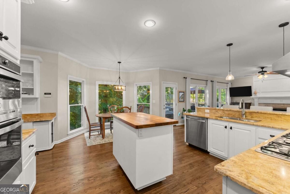 3343 Greens Ridge Court