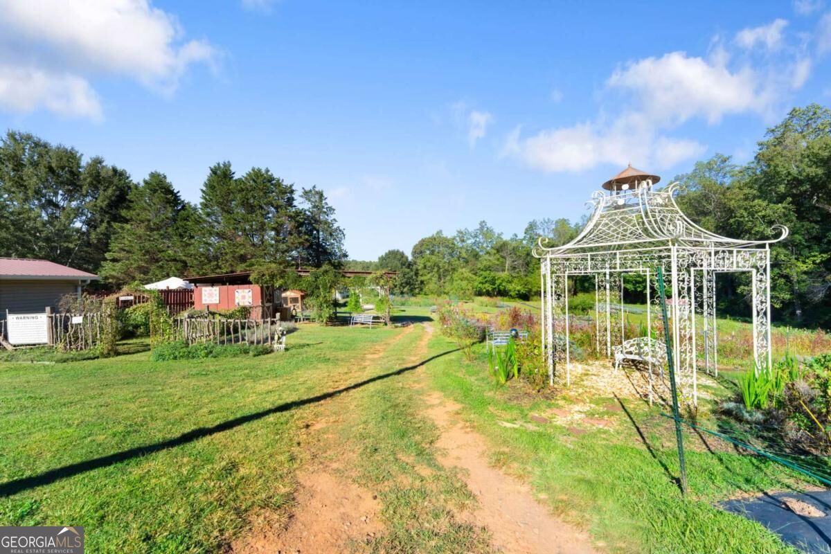2882 Red Oak Flats Road