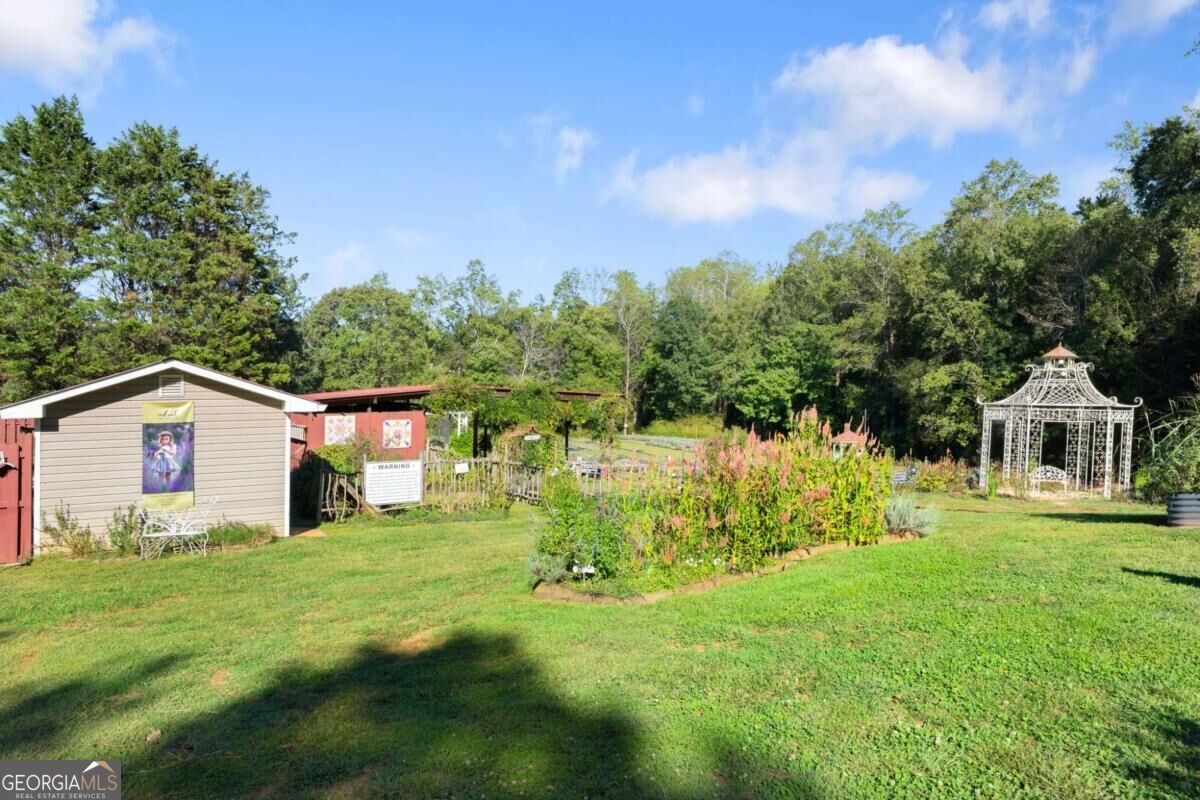 2882 Red Oak Flats Road