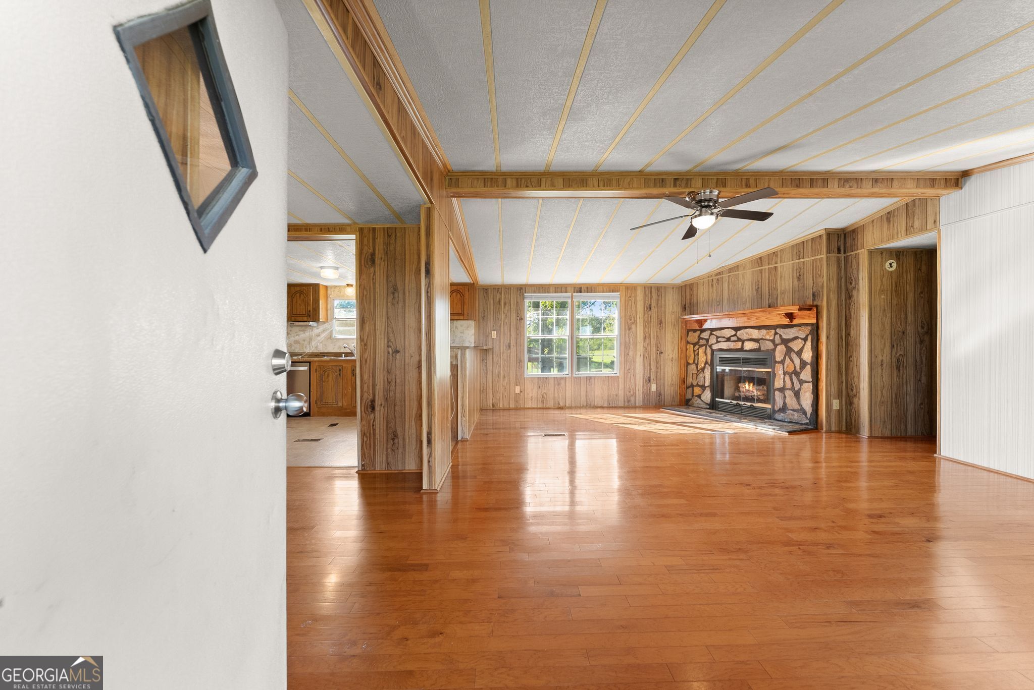 6078 Farmer Road