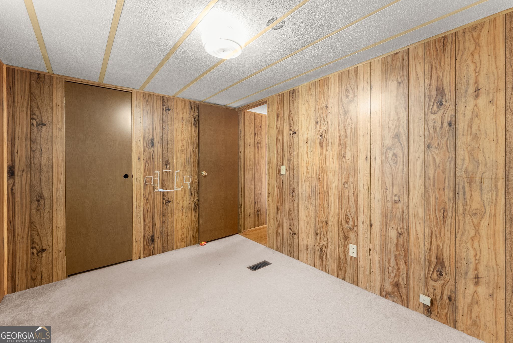 6078 Farmer Road