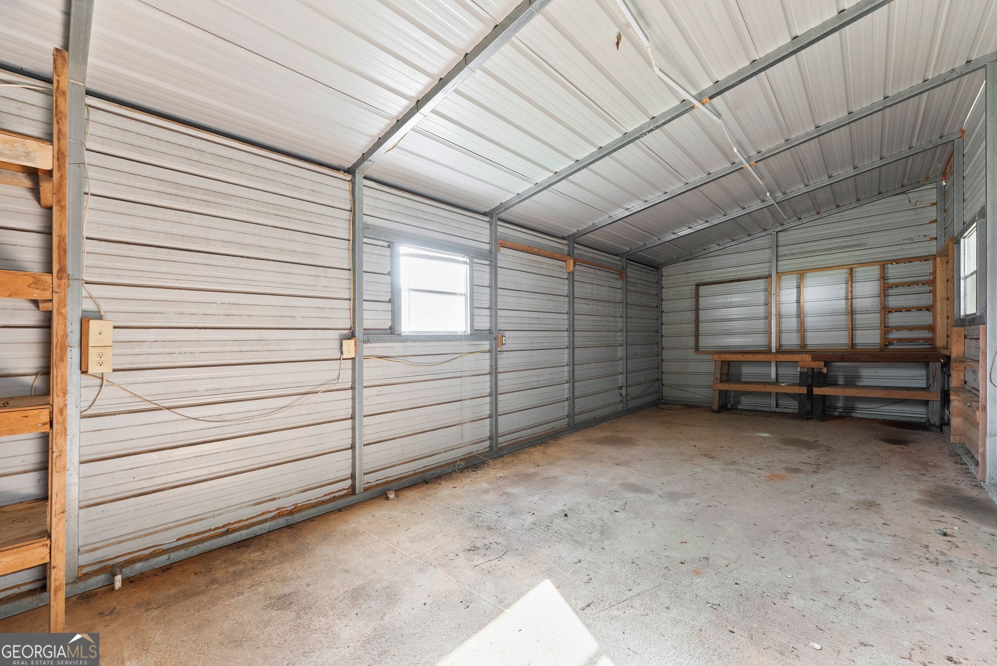 6078 Farmer Road