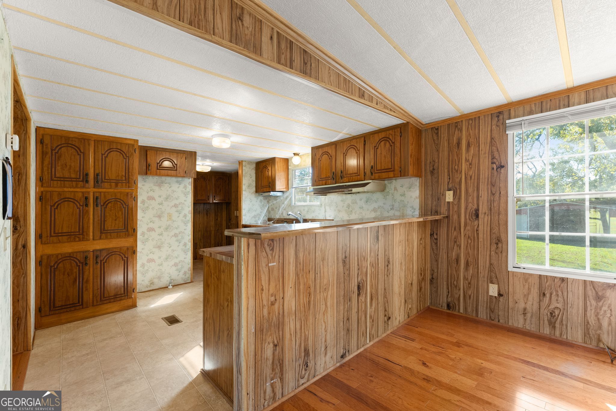 6078 Farmer Road