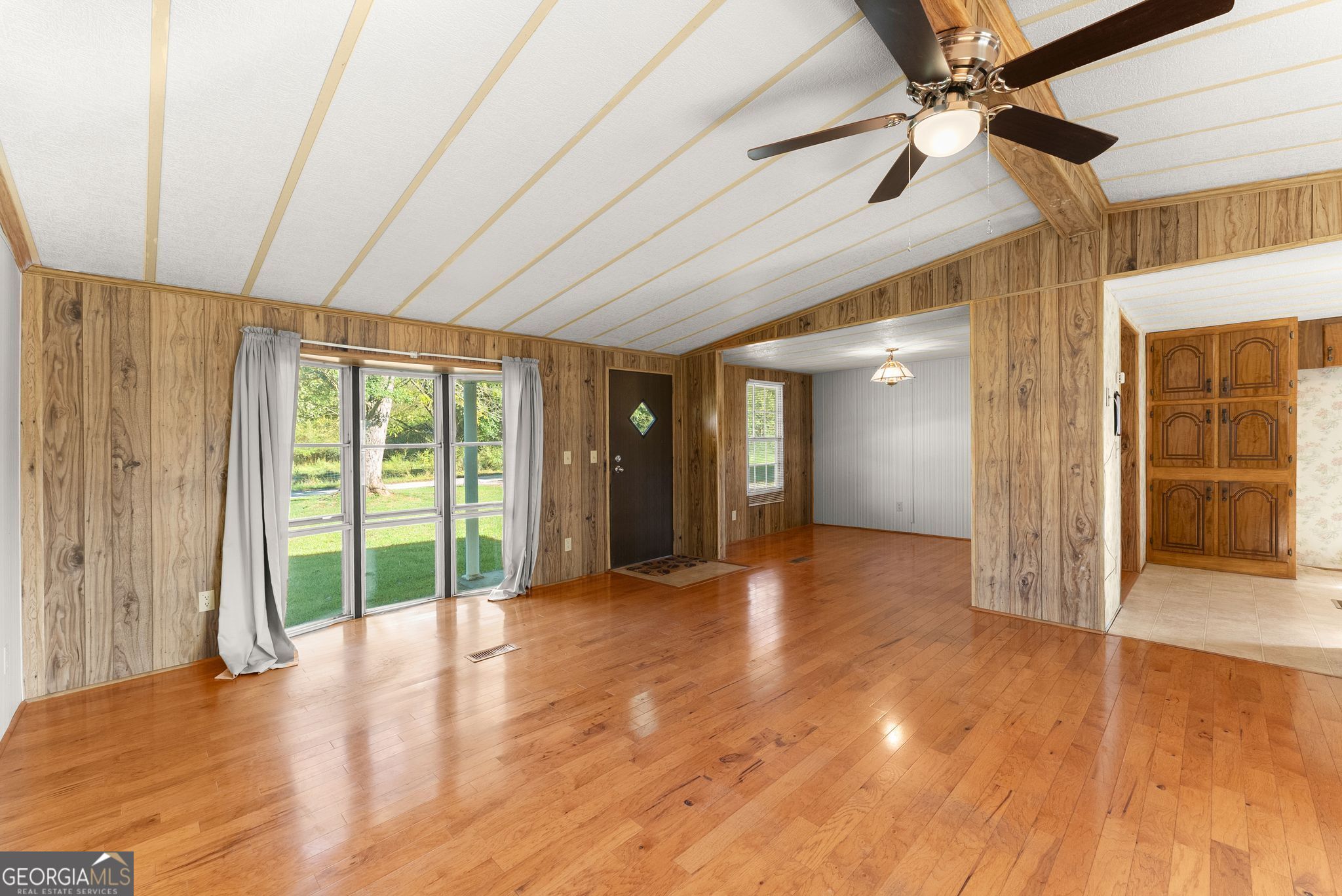 6078 Farmer Road