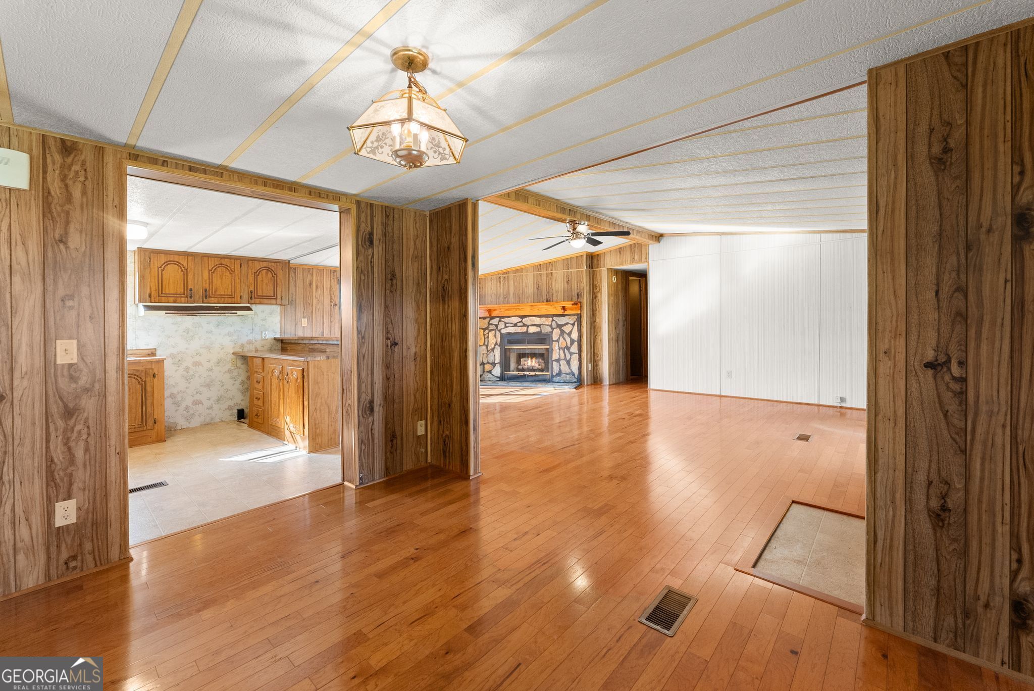 6078 Farmer Road
