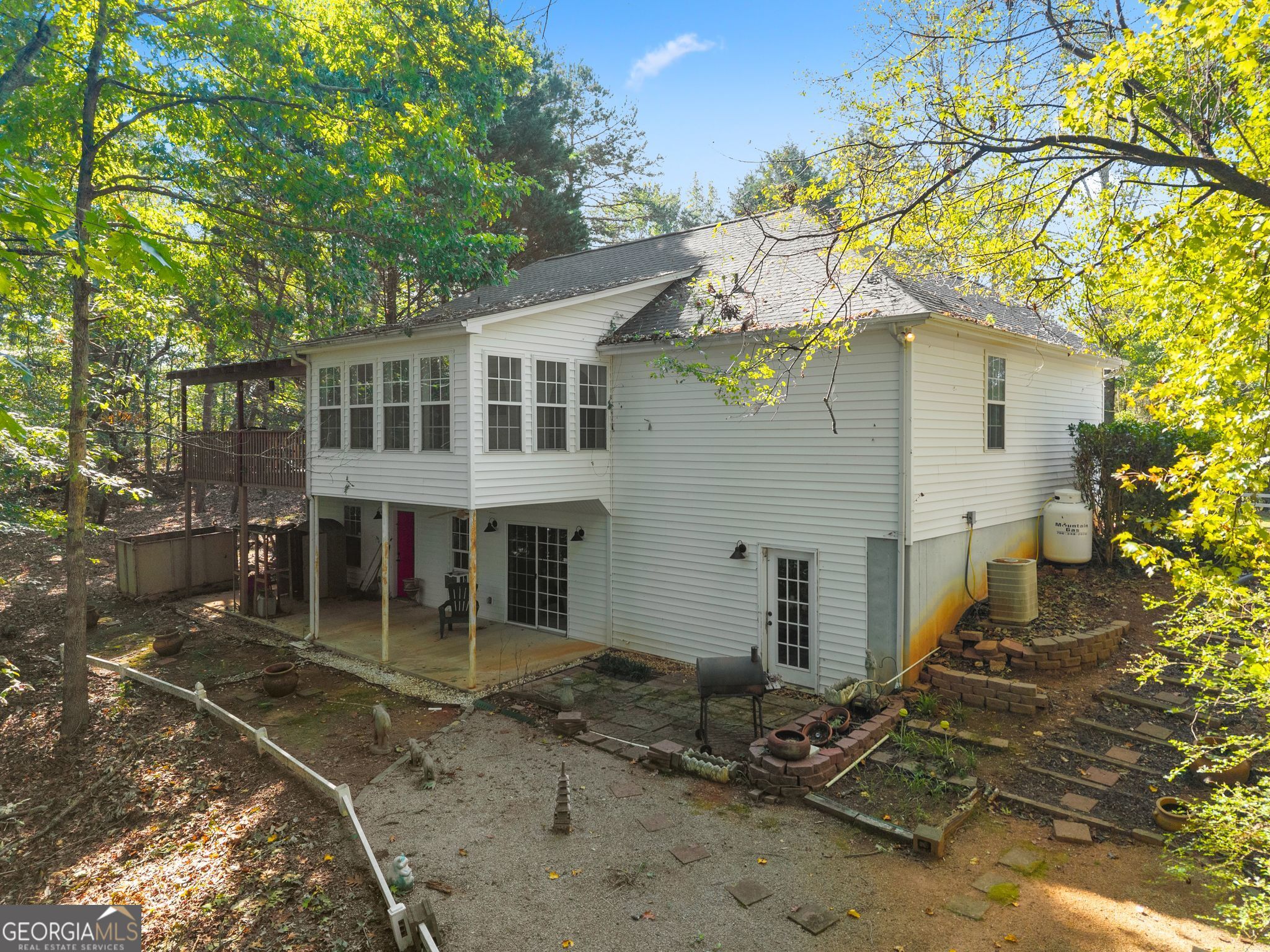 6140 Henry Smith Road