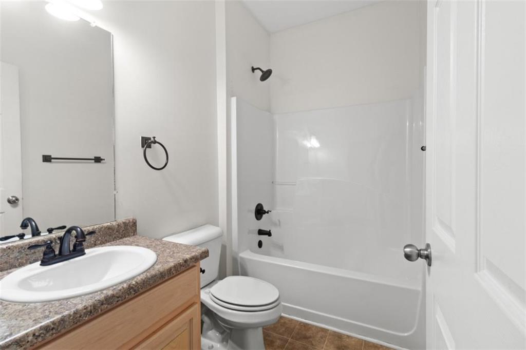 5207 Green Circle