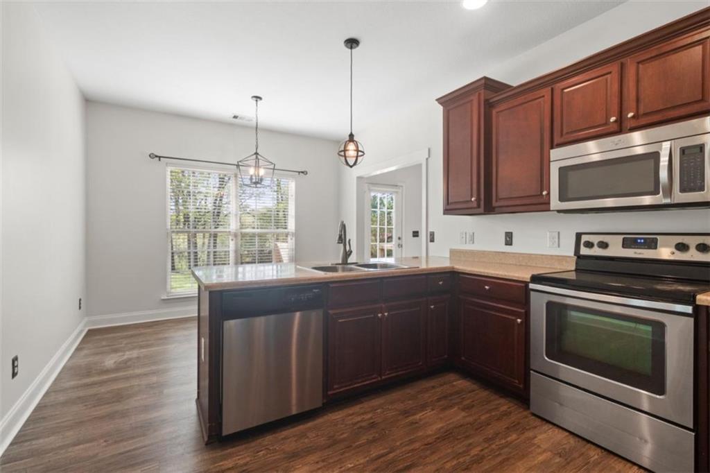 5207 Green Circle