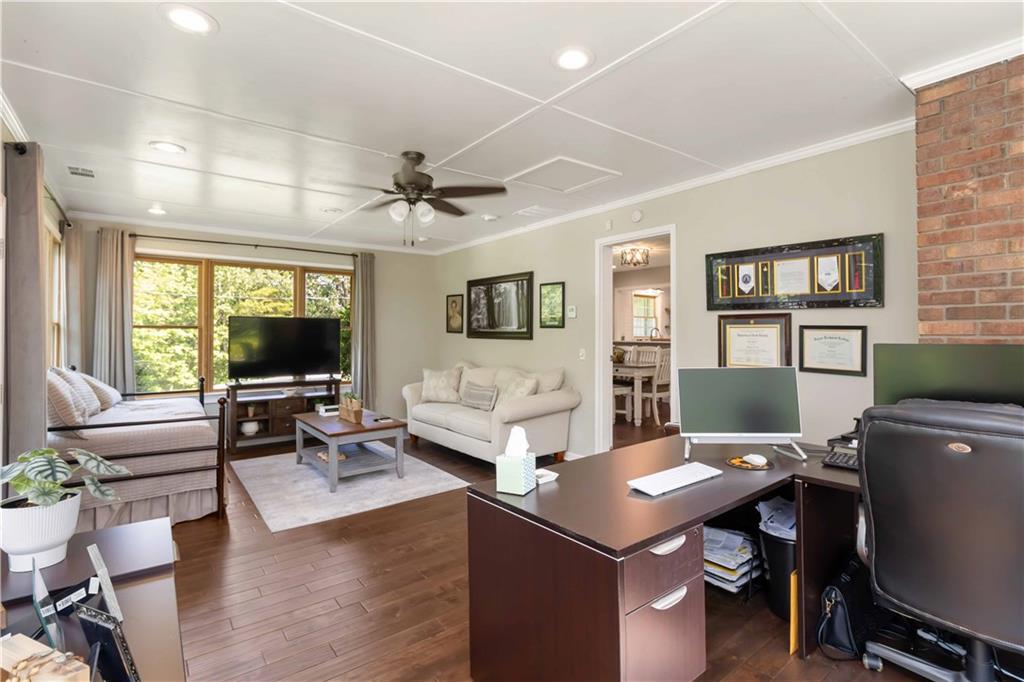 4877 Highland Road