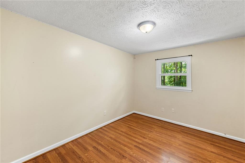 4848 Red Oak Drive
