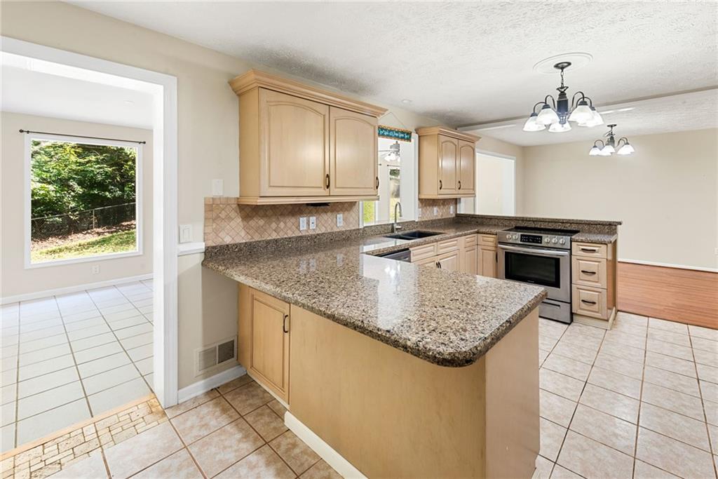 4848 Red Oak Drive