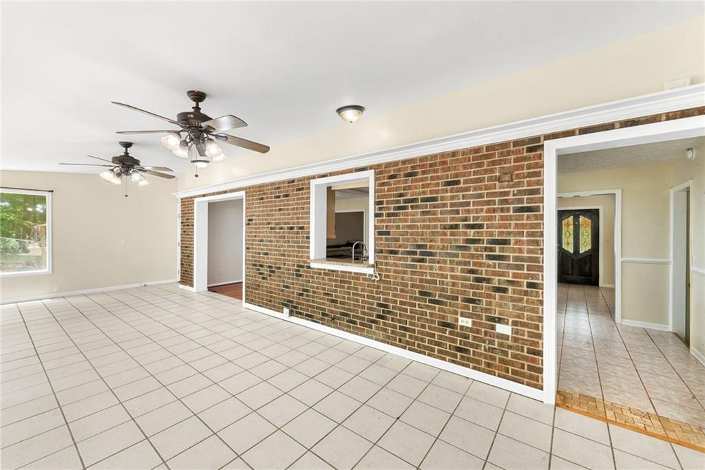 4848 Red Oak Drive