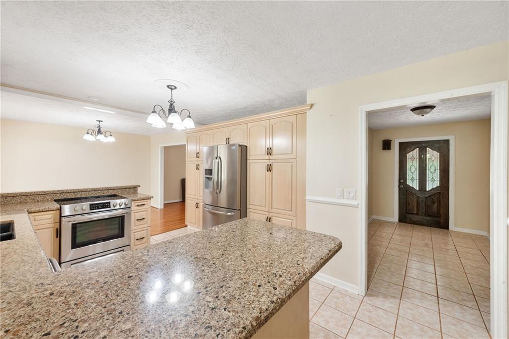 4848 Red Oak Drive