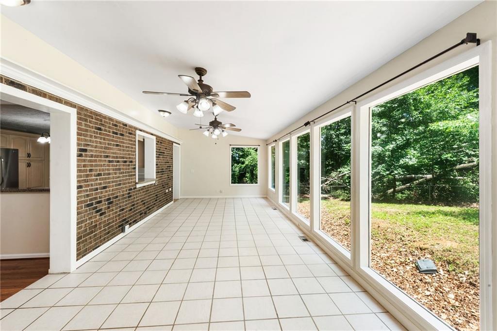 4848 Red Oak Drive