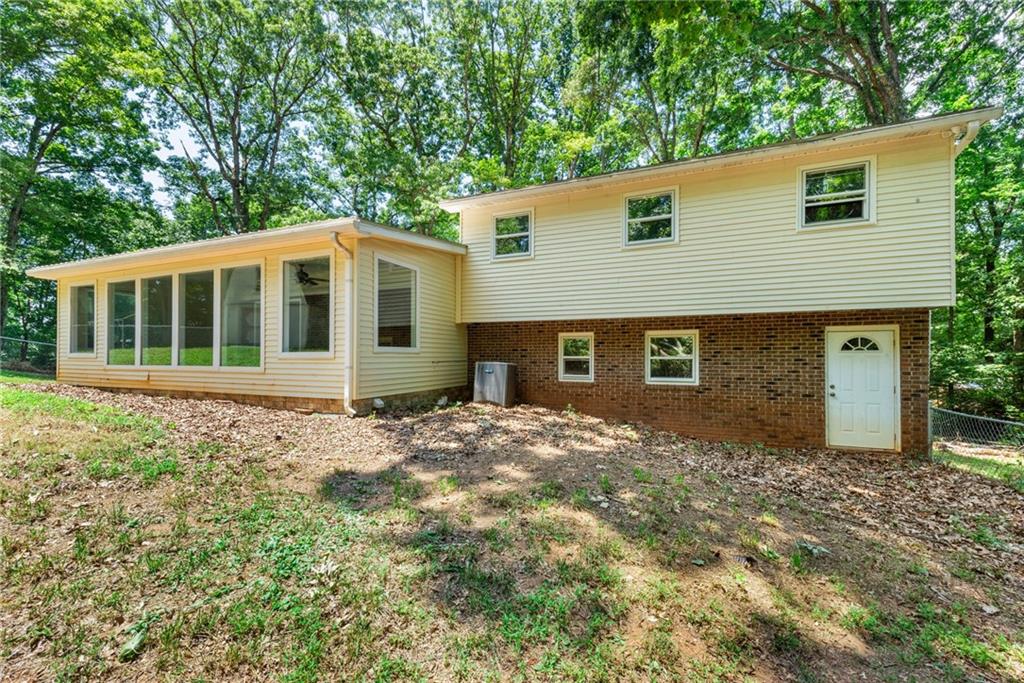 4848 Red Oak Drive