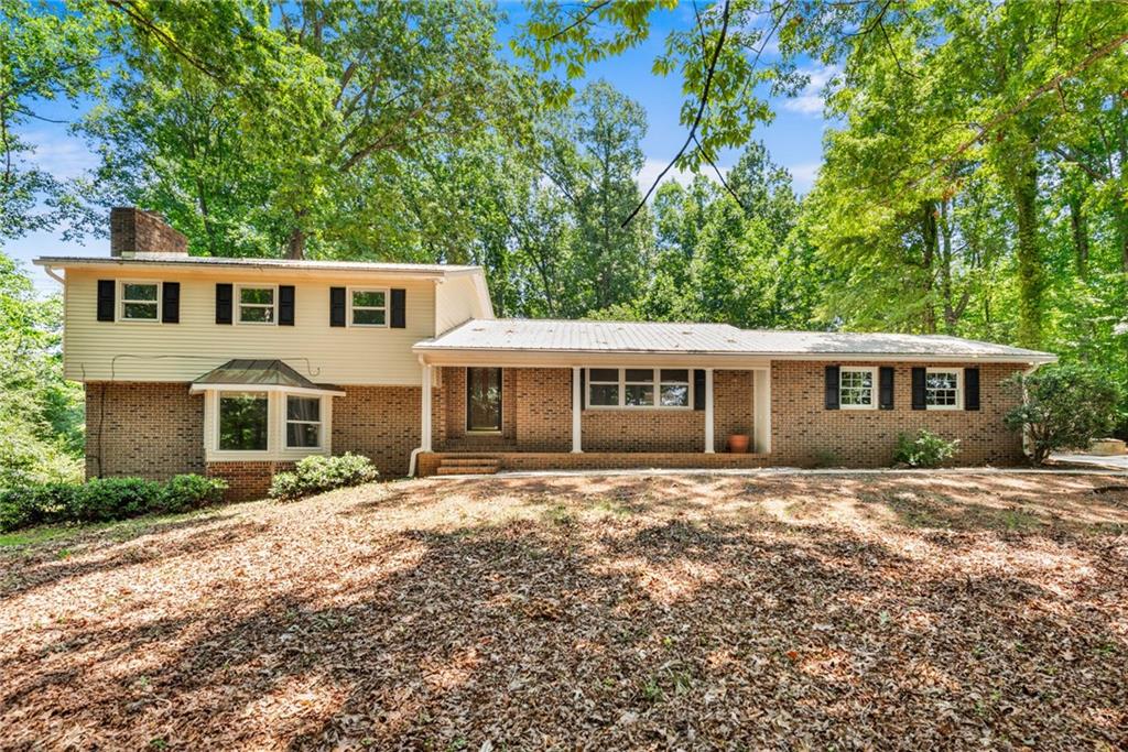 4848 Red Oak Drive