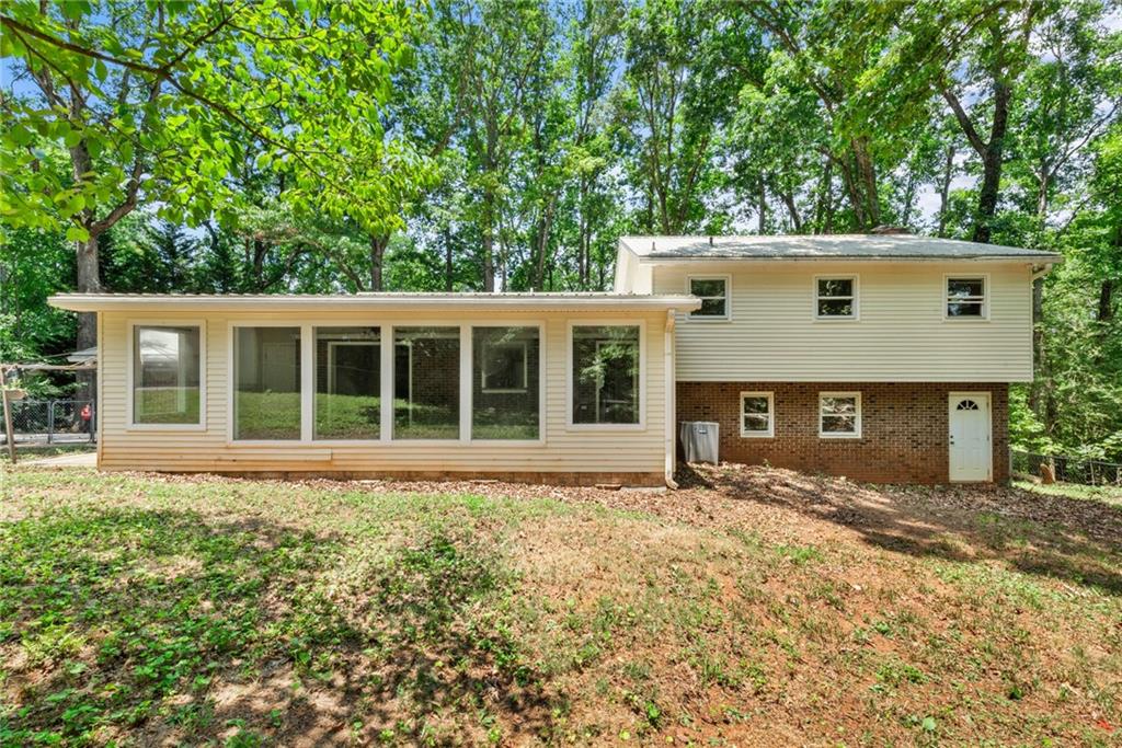 4848 Red Oak Drive