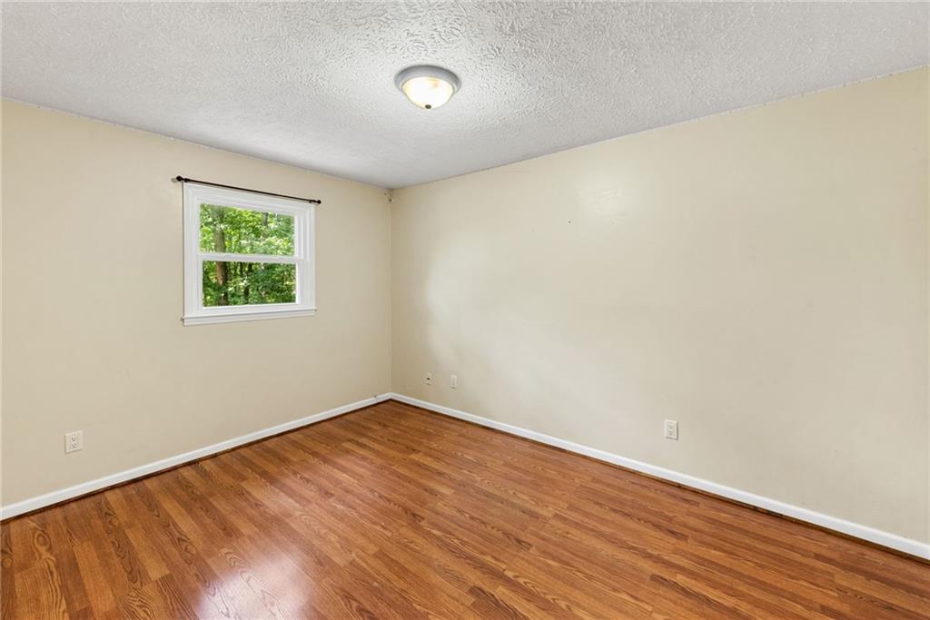 4848 Red Oak Drive