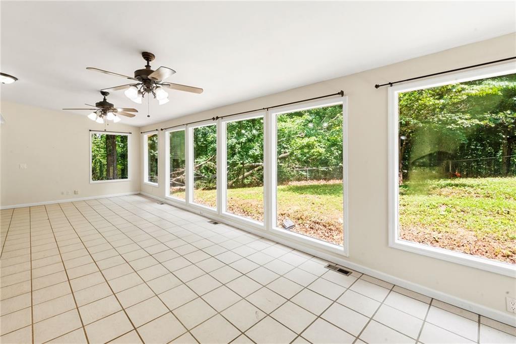 4848 Red Oak Drive