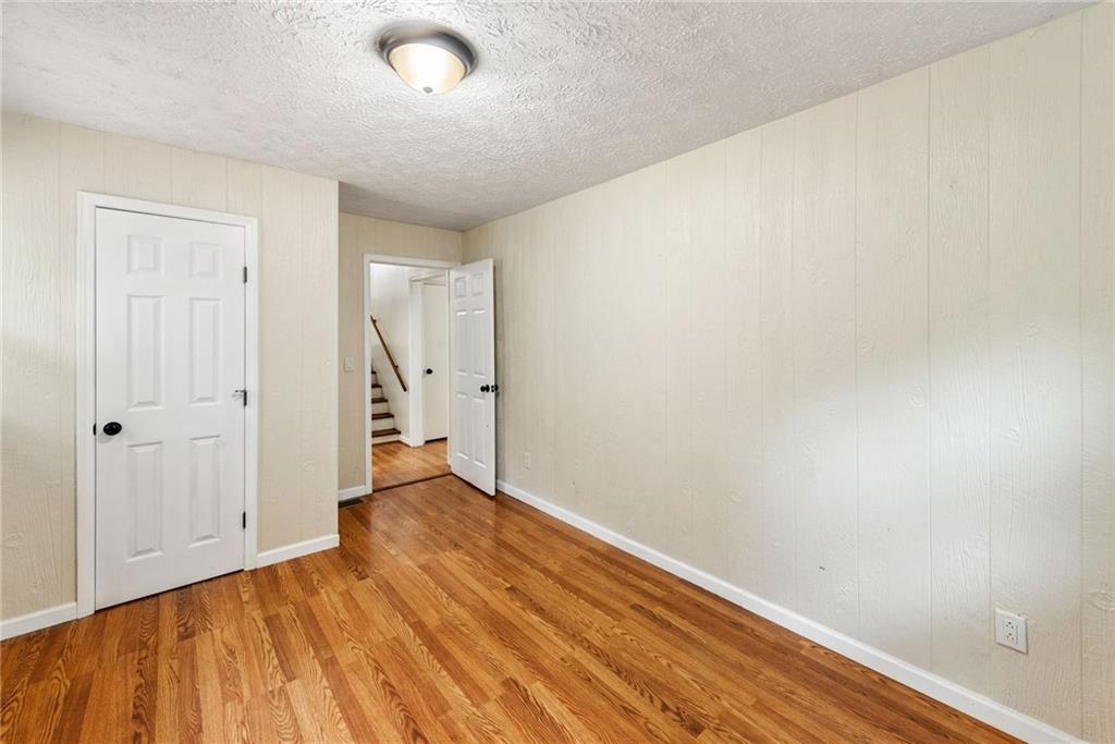 4848 Red Oak Drive