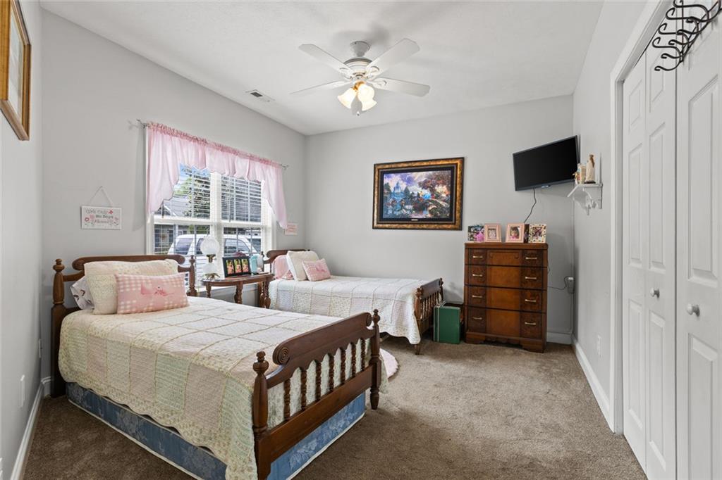 419 Long View Circle